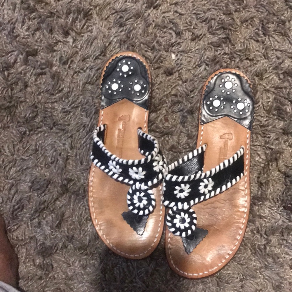 Black and white sandal